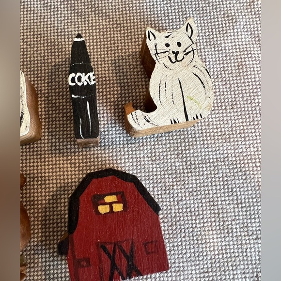 Lot of 10 Handcrafted Wooden Farm Animal Figurines, GUC, mini figures, trinkets - Picture 3 of 4